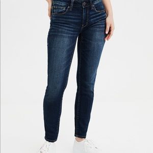 American Eagle Skinny Jeans Size 2 Short